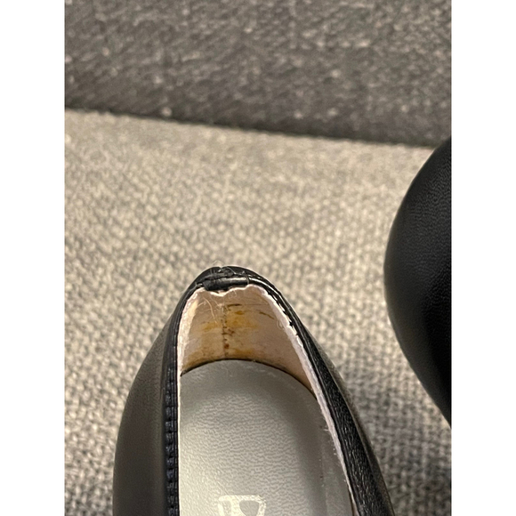 BCBG Paris Black Suede Pump Heels Size 6 - Picture 11 of 11